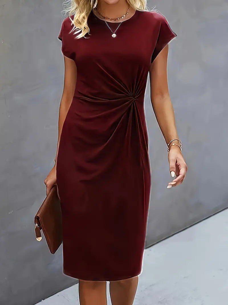 Dames Elegante getailleerde zomerjurk met twist | Midi